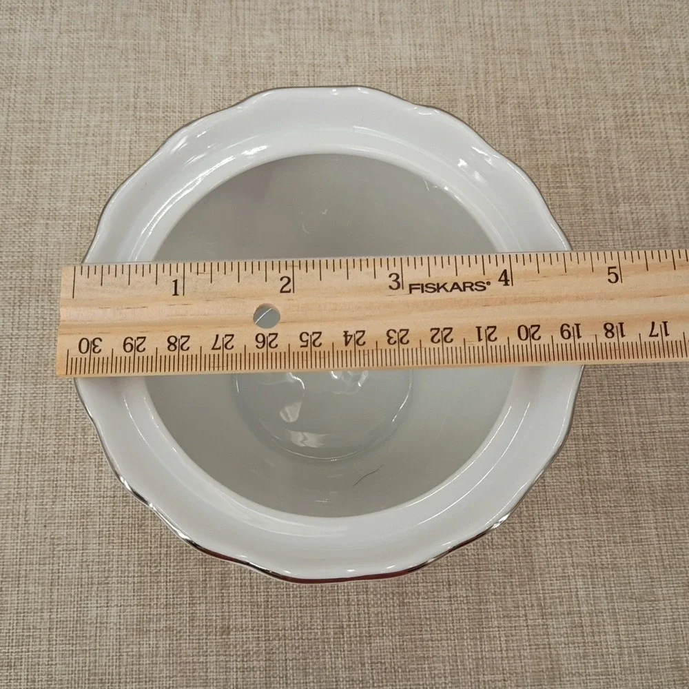 Fine China of Japan royal swirl